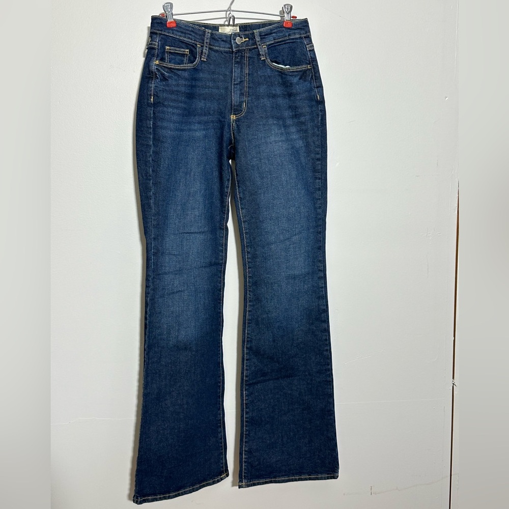 Universal Thread Women's 6/28R High Rise Flare Jeans Blue Comfort Stretch